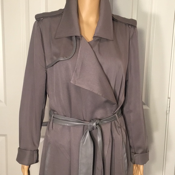 Badgley Mischka Jackets & Blazers - Bagley Mischka Wrap Trench Coat Spring/Summer/Fall